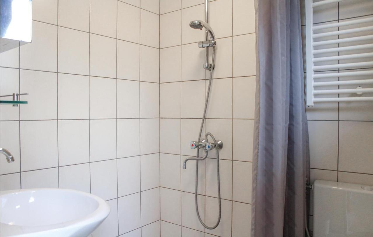 Lovely Home In Reutum With Wifi Buitenkant foto